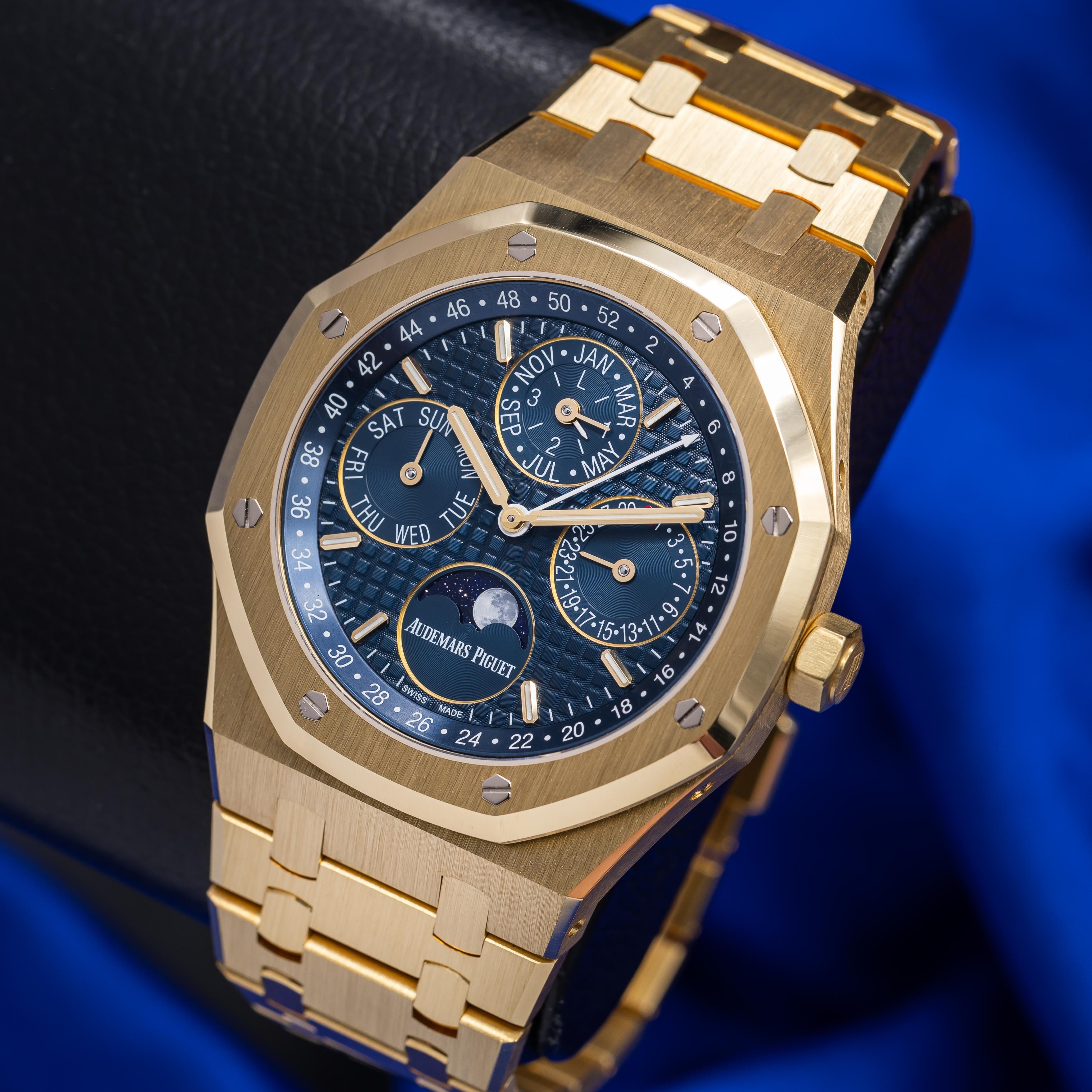 [WTS] AUDEMARS PIGUET Royal Oak Perpetual Calendar 41mm Yellow Gold Blue Dial 26574BA image