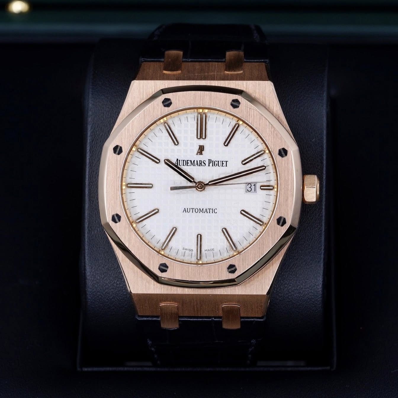 Audemars Piguet Royal Oak 15400OR White 41mm 15400OR.OO.D088CR.01