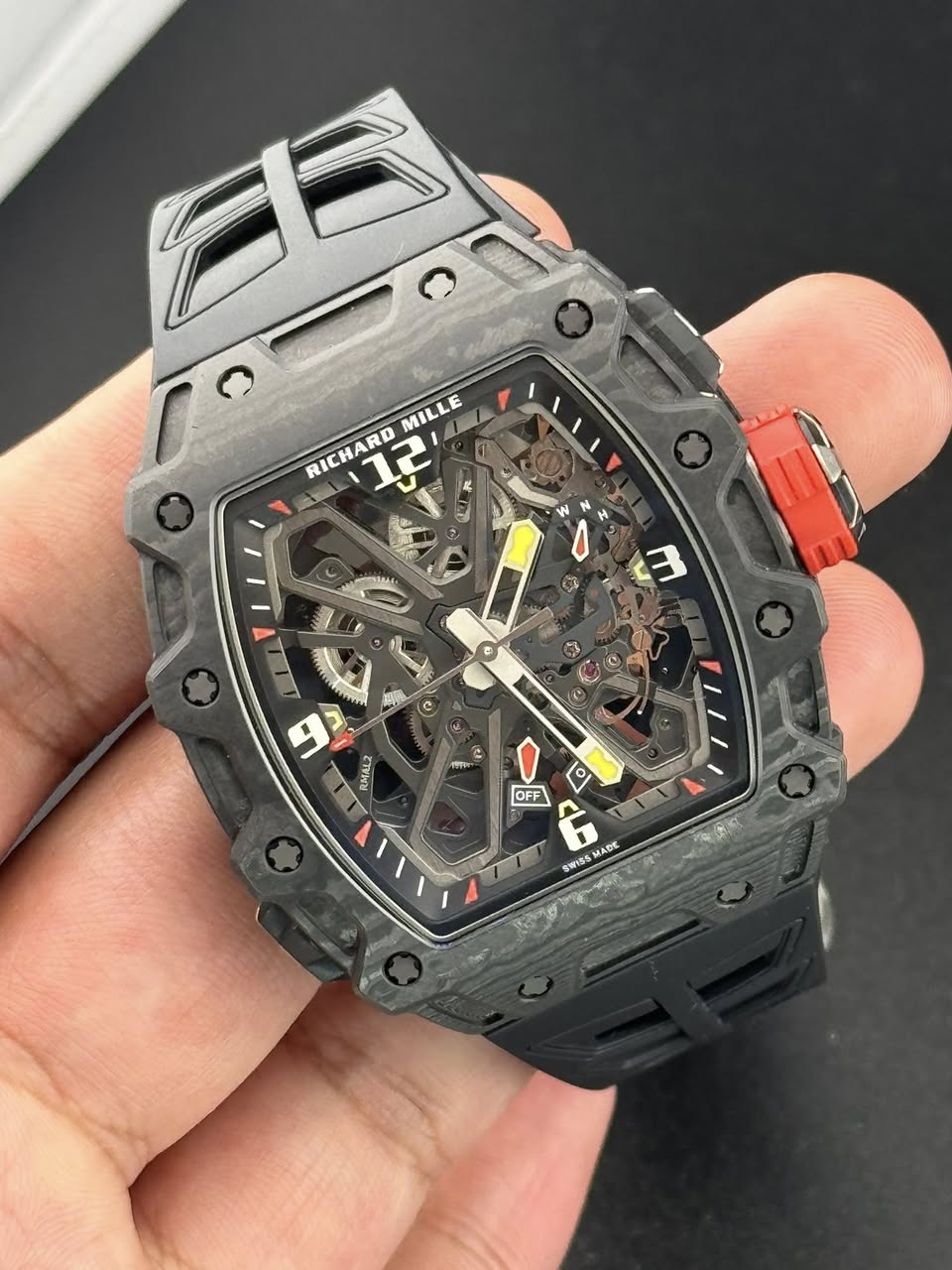 May be an image of wrist watch and text that says '۲ ب MILLE RICHARD 그르 3 CII وا RMAL2 o OFF 合 MADE 专MS'
