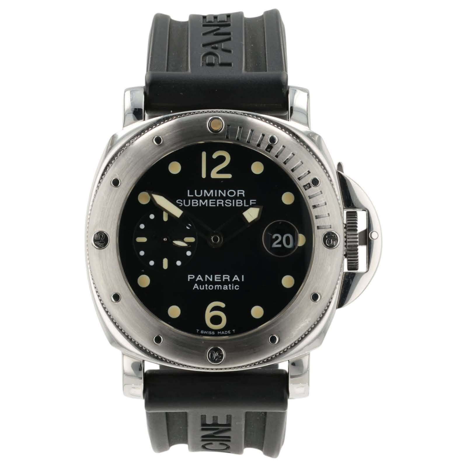 May be an image of wrist watch and text that says '12 LUMINOR SL UBMERSIBL Li8l1118 200 PANERAI Automatic 6'