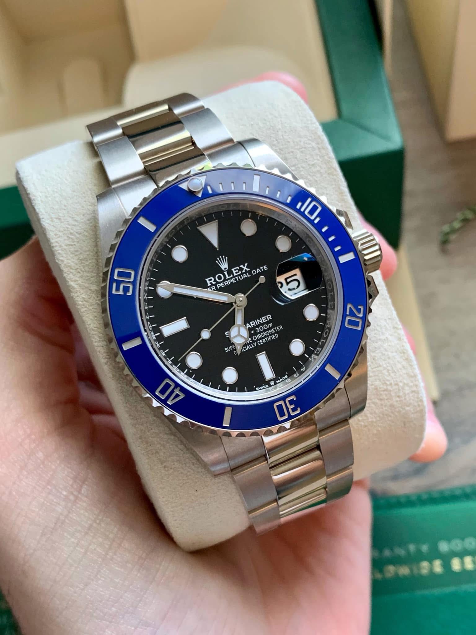 Rolex Submariner 126619LB Cookie Monster white gold