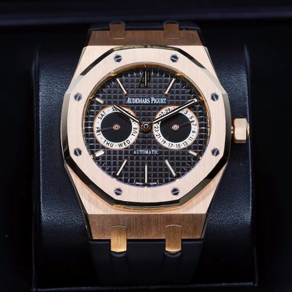 Audemars Piguet Royal Oak Owl 26330OR Black Dial 39mm 2013 26330OR.OO.D088CR.01