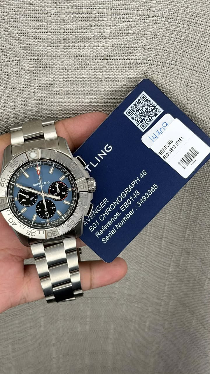 May be an image of wrist watch and text that says '55 I7 س A 다 50 BREU RESTLING ING 0 もい و 口民口 BREITLING EB0148101C1E1 プ TLING LING B7266 46 VENGER Reference: B01CHRONOGRAPH4…