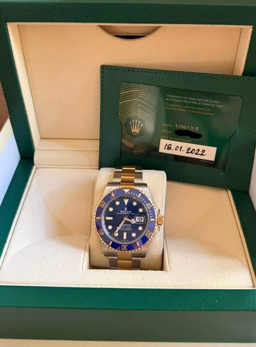 May be an image of wrist watch and text that says '26613LB ROLEX 10 10 19 AO 20 DE 3'