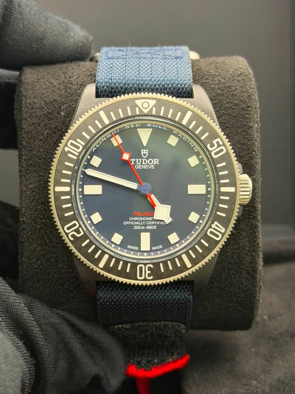 May be an image of wrist watch and text that says 'ED C BULL R A CIN C 50 10 TUDOR GENEVE PELAGO OFFICALNCERTIFIEL OFFICIALLY OFFICIALLYC CIVCEOTES CHRONOME CERTIFIE 200m 660R 20…