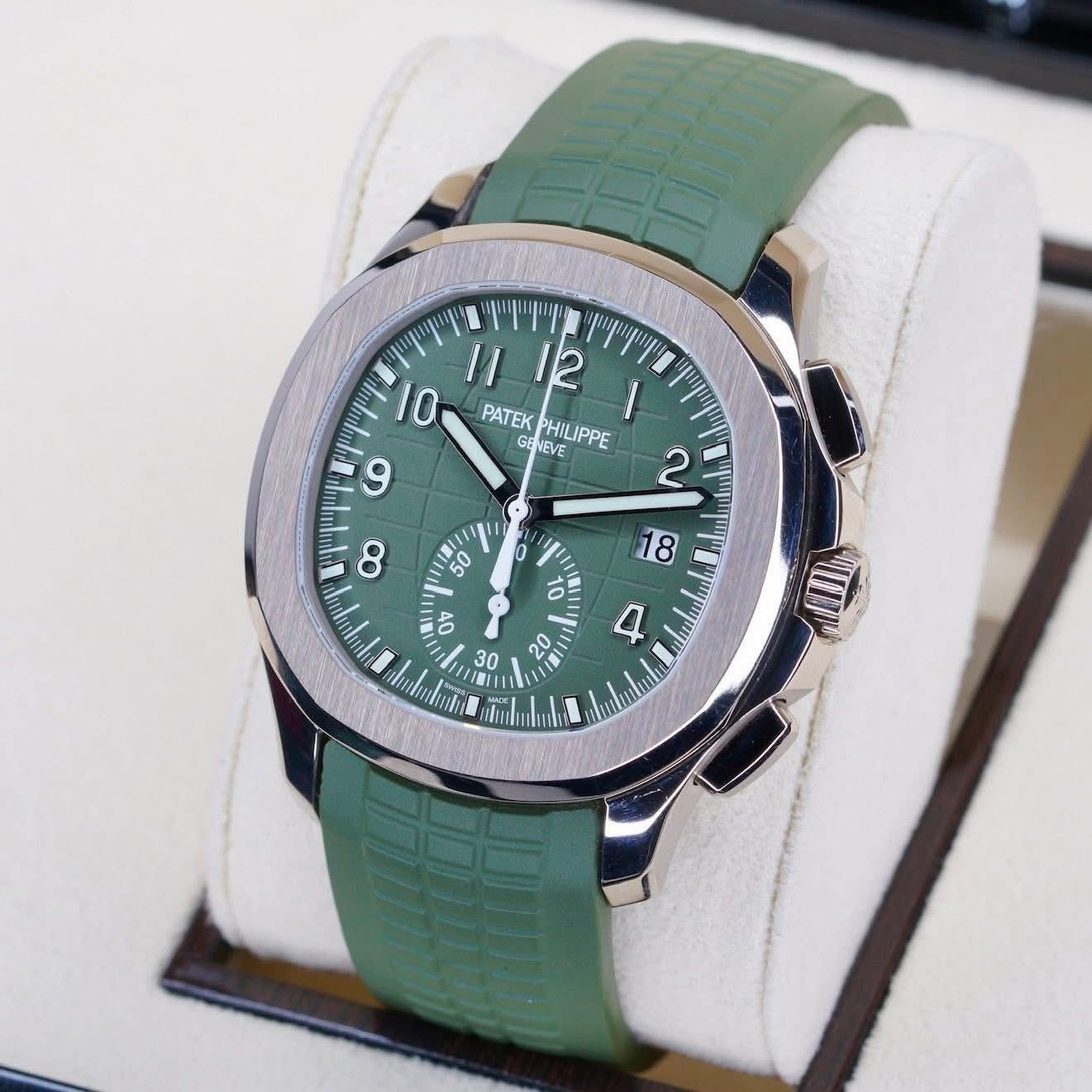 Patek Philippe Aquanaut 5968G-010 Green