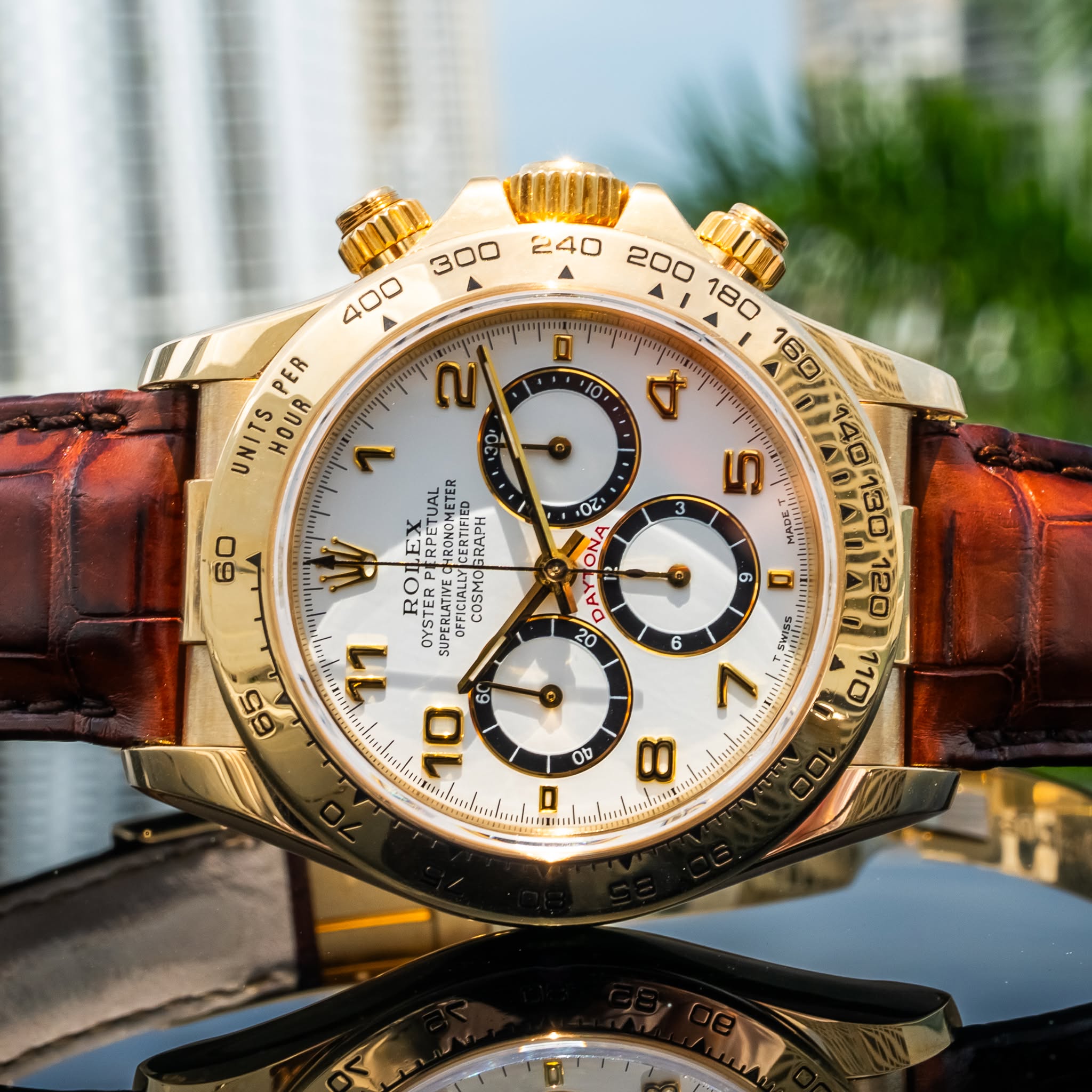 May be an image of wrist watch and text that says '300 400 ١ PER ល UNITS HOUR 1 0 Ε3ρ TUAL HETER RO 食ン OYSCIATALI YSTATIVECH PERLATIVE LRONOY GRAPH COSMOGRA 240 200 OII A A A S…
