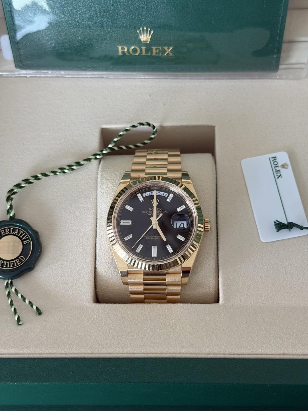 Rolex Day-Date 228238 black baguette