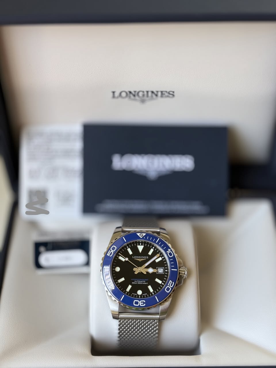 May be an image of wrist watch and text that says 'LONGINES SERGENUS 受 O 50 E 10 ONCINES INR ব M DE 3'
